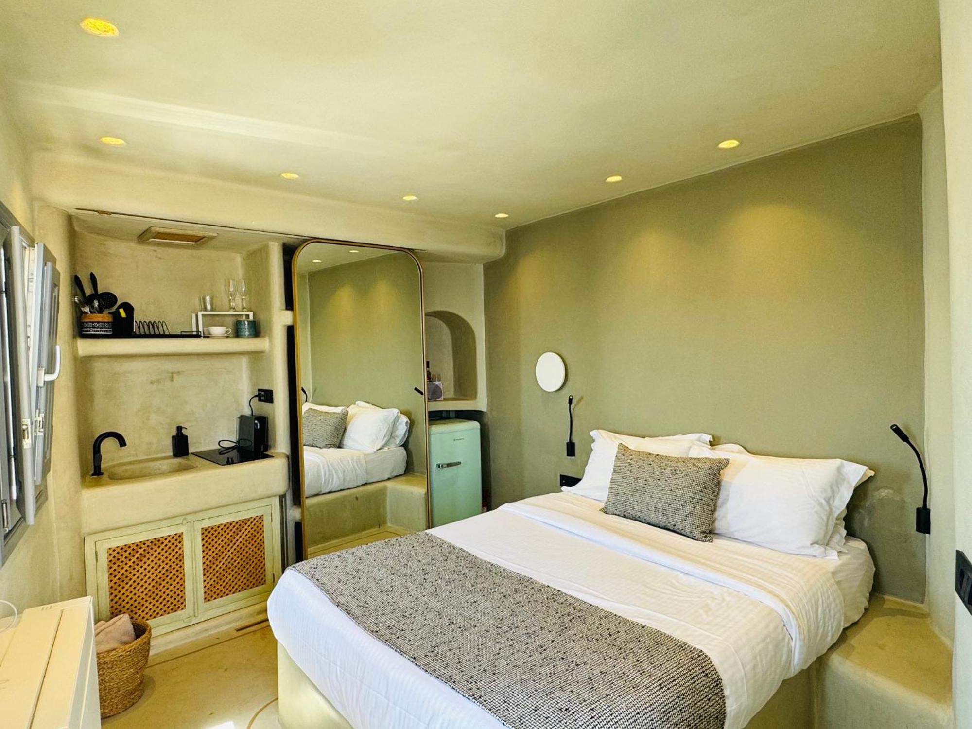 Santoroia Luxury Suites By Caldera Houses 외부 사진